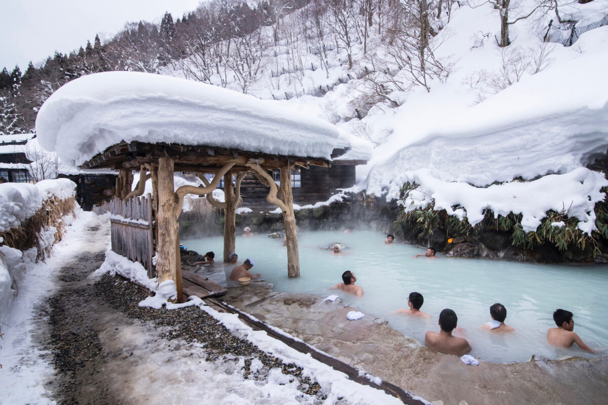 Tắm Onsen - Nhật Bản