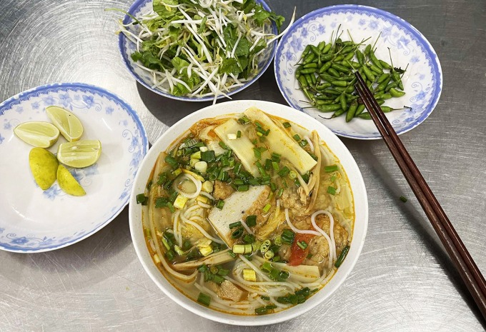 Bún chả cá Hờn