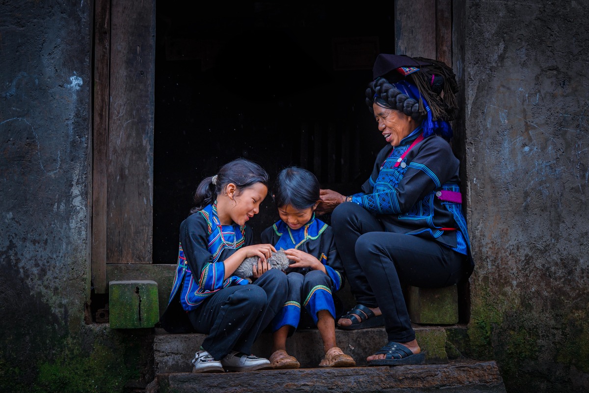 Y Tý mùa nước đổ 7