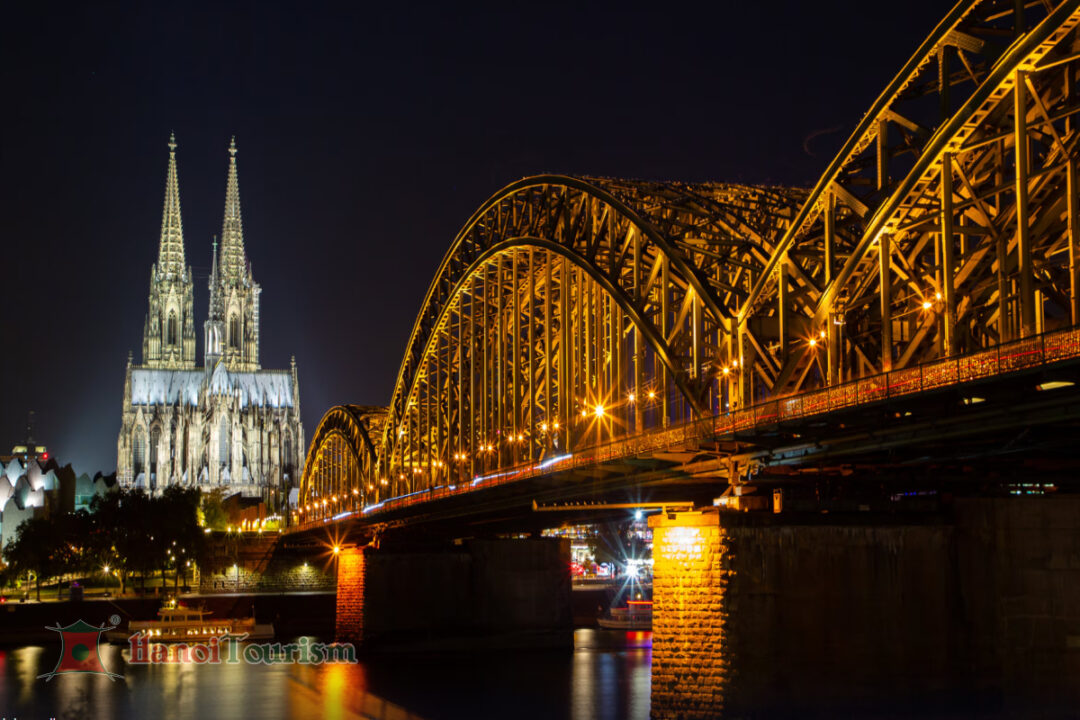 Cầu Hohenzollern – Cologne, Đức