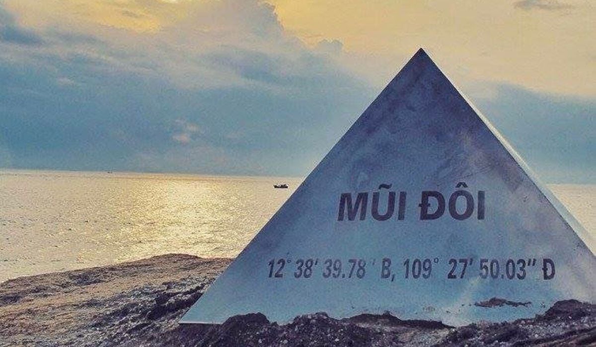 Điểm cực Đông - Mũi Đôi
