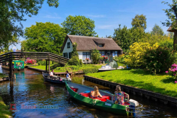 Làng cổ tích Giethoorn – Giethoorn, Hà Lan