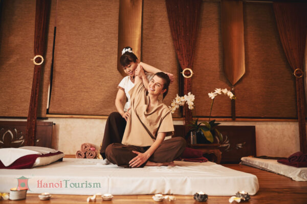 Massage Cổ Truyền Thái Lan