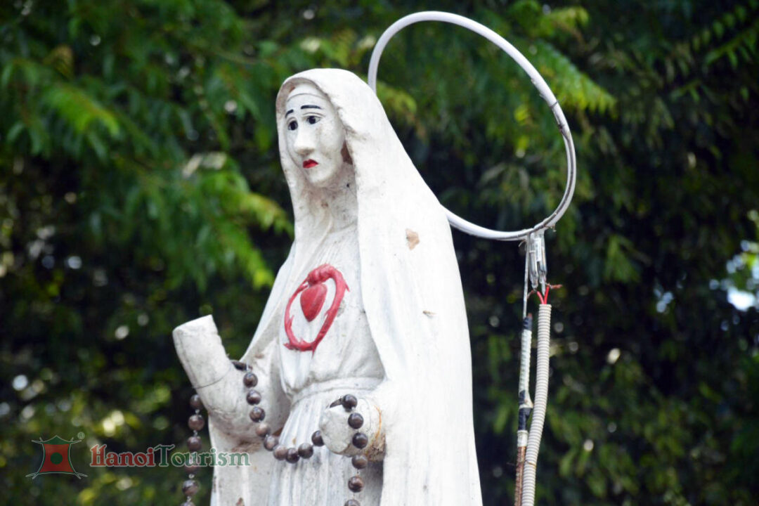 Tượng Đức Mẹ Măng Đen - (Kon Tum) - VN