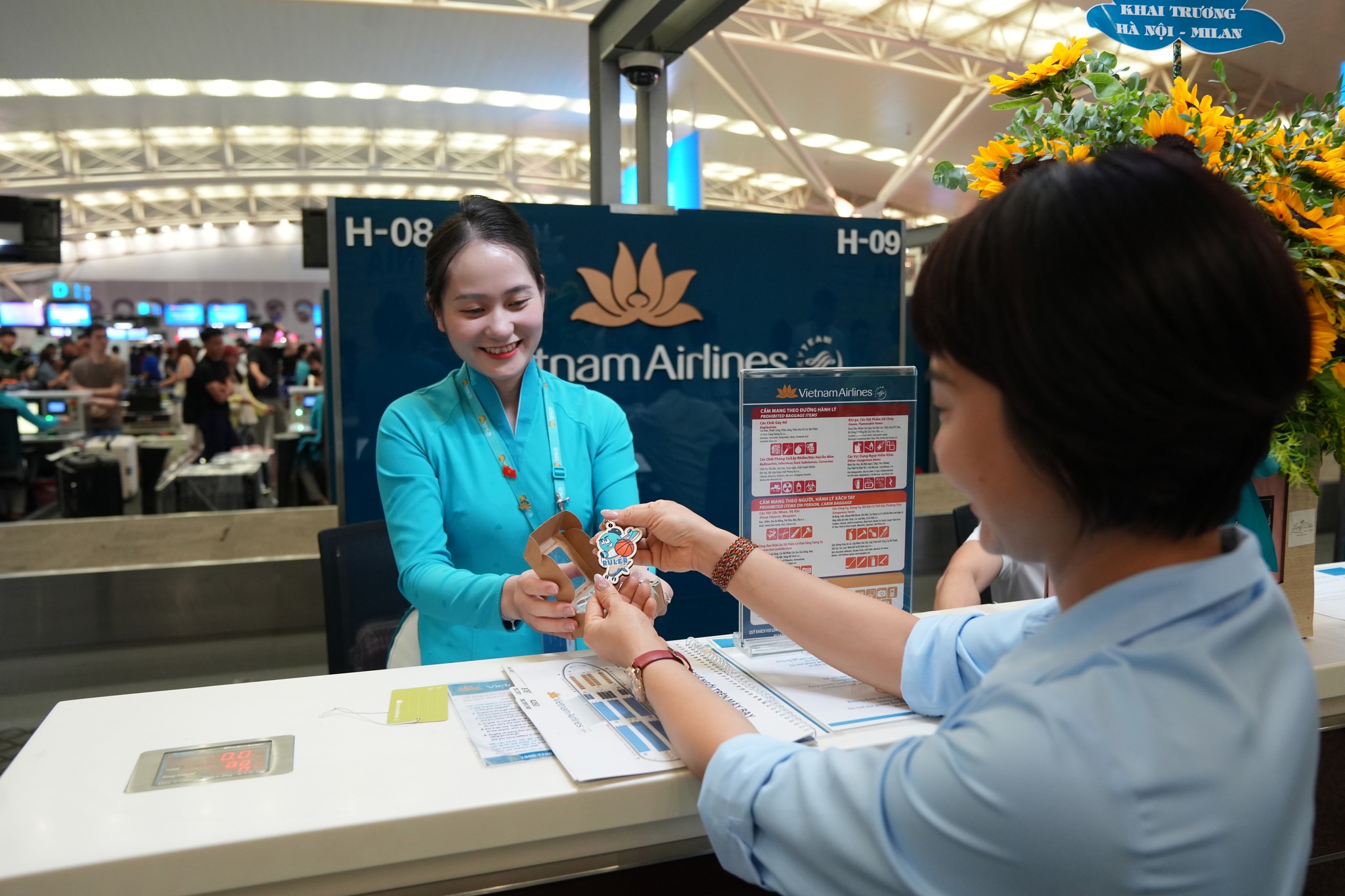Vietnam Airlines khai trương đường bay thẳng Milan 4