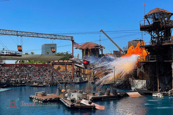 Water World show - Hoa Kỳ