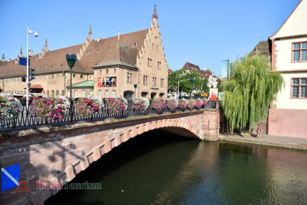 Pont du Corbeau
