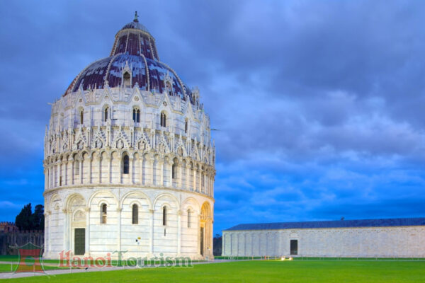 Baptistery of St. John - Pisa - Ý