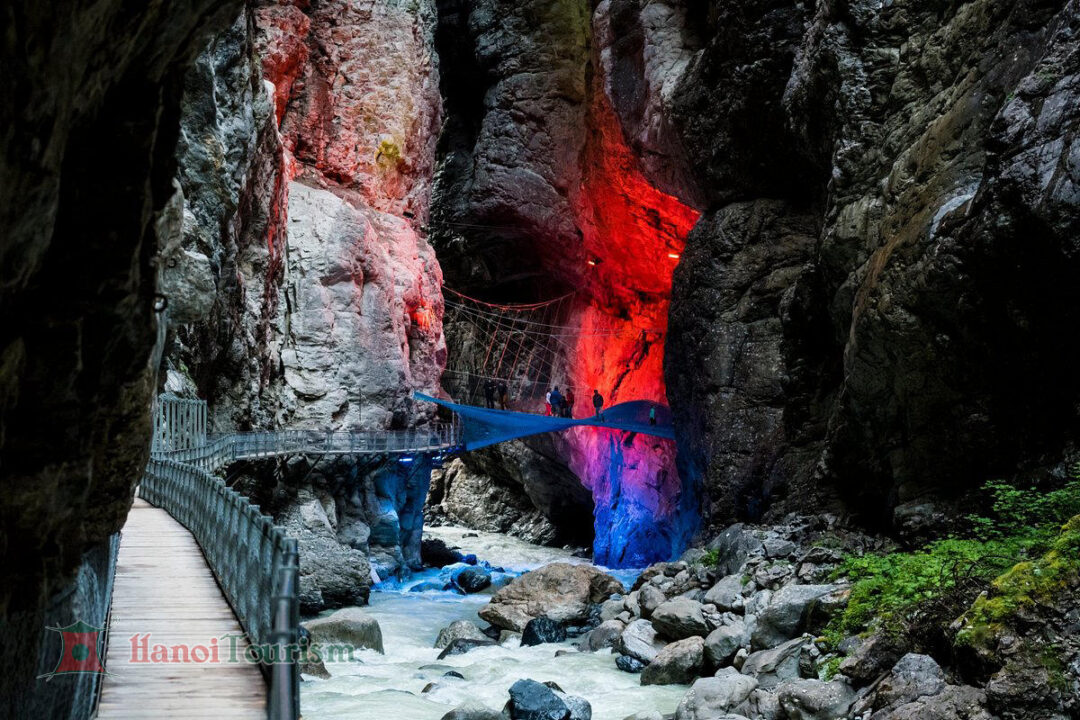 Hẻm núi Glacier Gorge (Gletscherschlucht) – Grindelwald-Thụy Sĩ