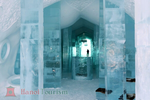 Palace of Ice - Thụy Sĩ