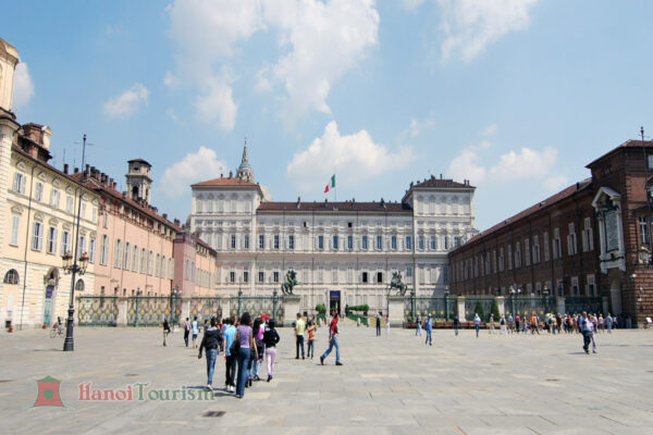 Piazza Castello – Turin-Ý