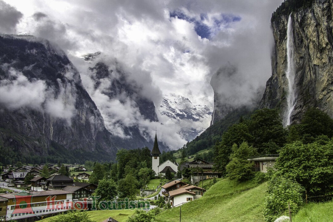 Staubbach Falls - Lauterbrunnen - Thụy Sĩ