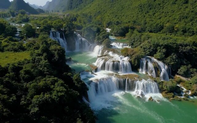 Non nước Cao Bằng