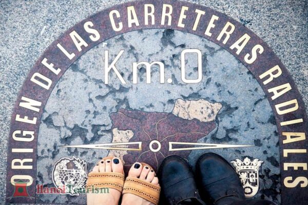 Cột mốc Kilômét số 0 ở Moscow - Nga