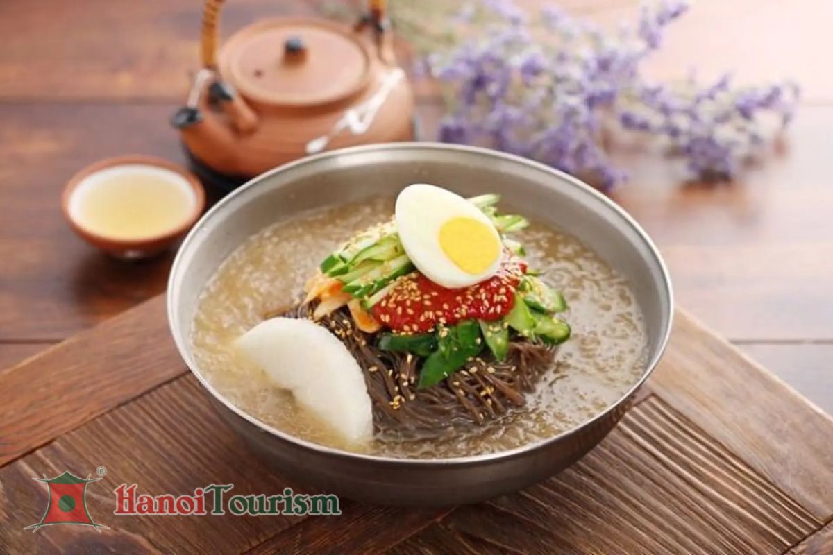 Mì lạnh Naengmyeon - Hàn Quốc