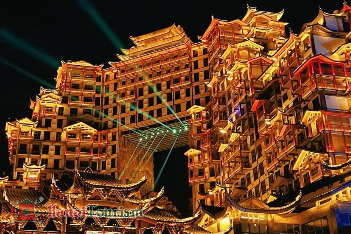 72 kỳ lầu tại phố cổ Kỳ Lầu